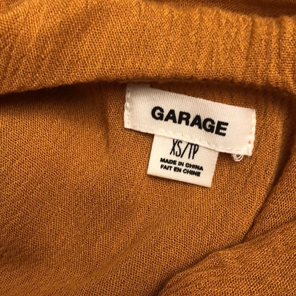 Garage top. Size xs. Like new - Picture 3 of 7